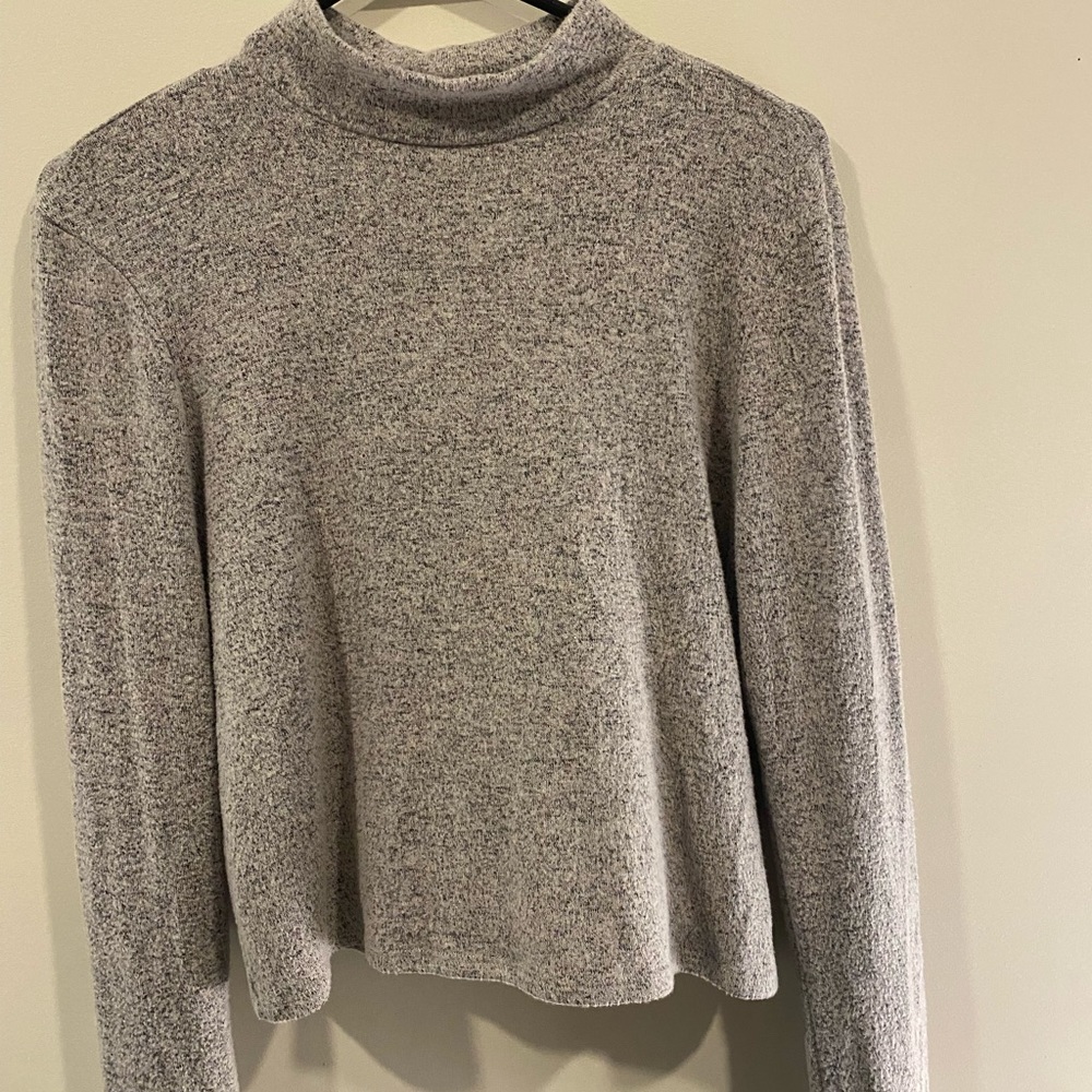 Grey turtleneck